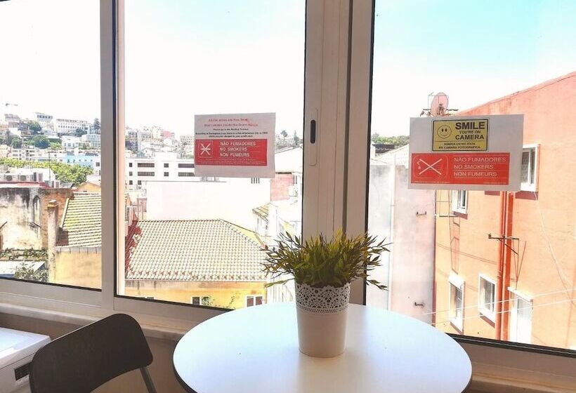 Fotos del hotel Lisbon Terrace Suites Large Groups Apartment:  6