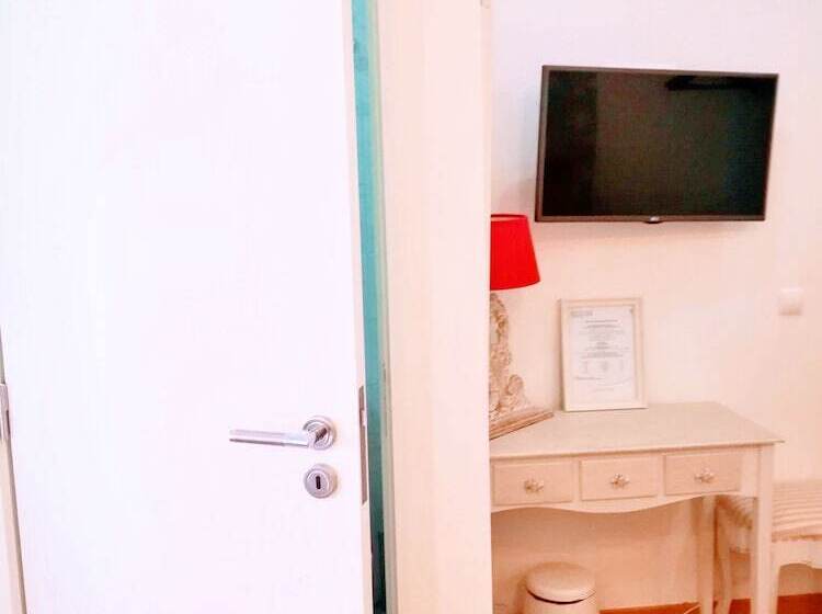 Fotos del hotel Lisbon Terrace Suites Large Groups Apartment:  8