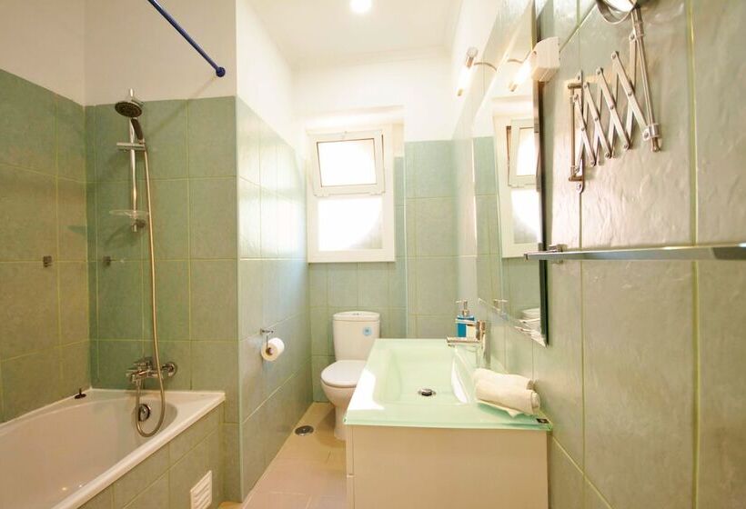 Fotos del hotel Lisbon Terrace Suites Large Groups Apartment:  5