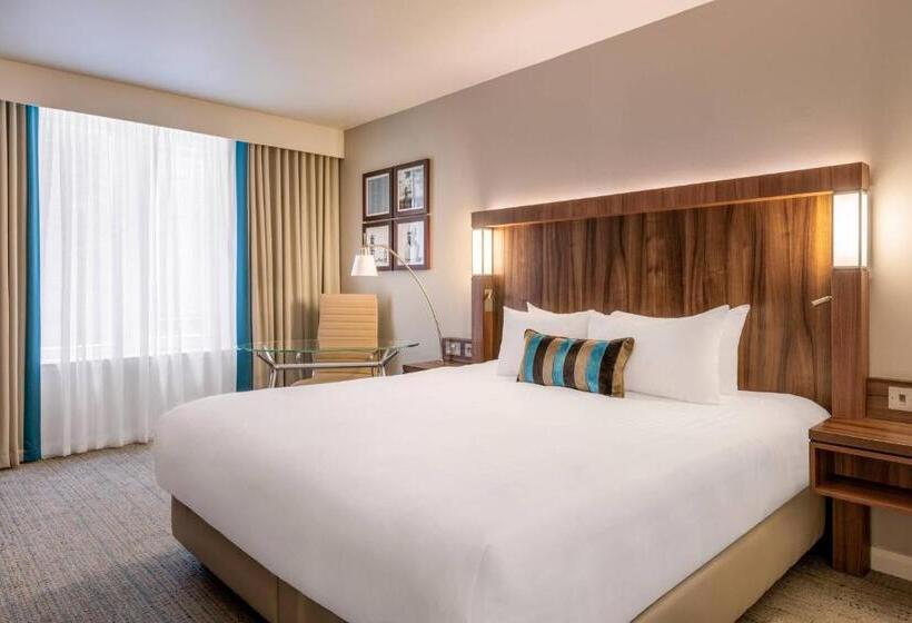 Courtyard By Marriott Edinburgh