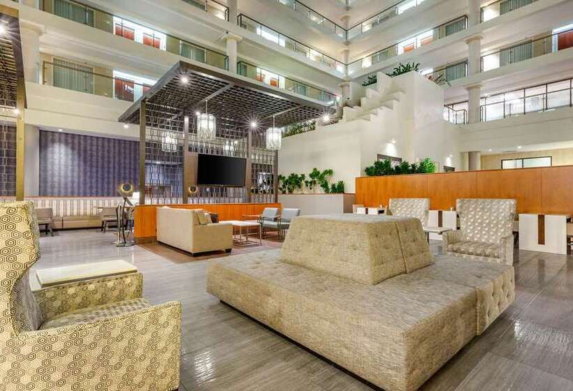 Fotos del hotel The District By Hilton Club:  14