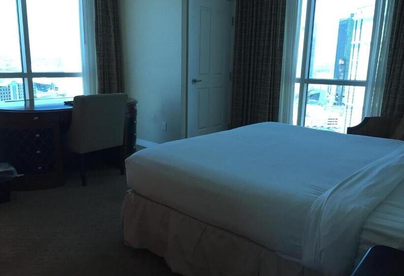 Signature Condos By Christopher Realty