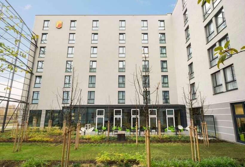 Fotos del hotel Super 8 By Wyndham Munich City West:  15