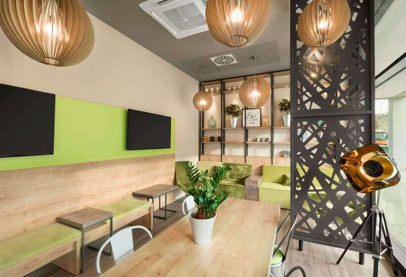 Fotos del hotel Super 8 By Wyndham Munich City West:  2