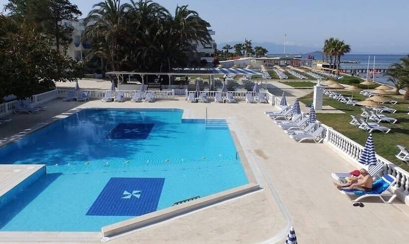 Club Blue White  All Inclusive