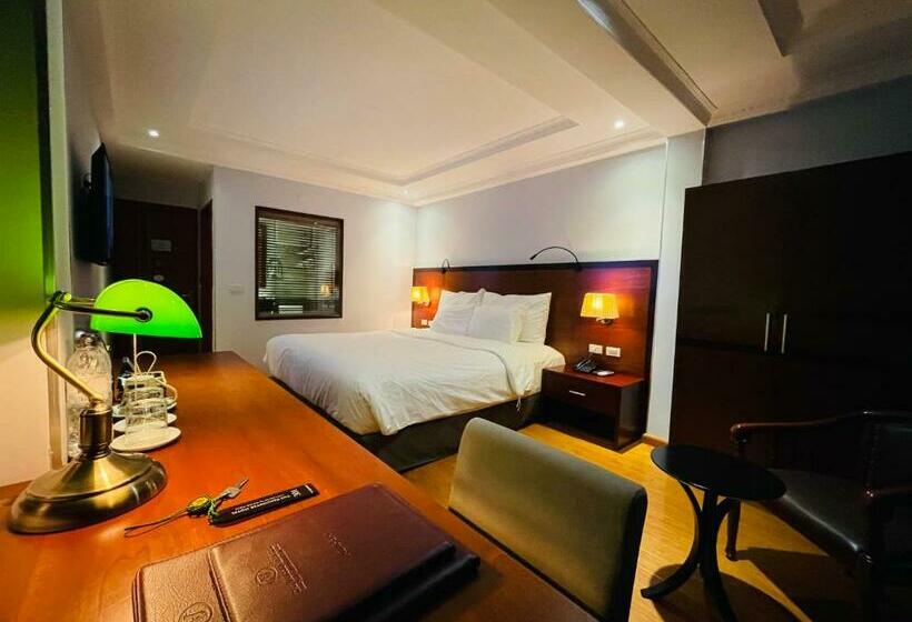 The Vancouver   Ninh Binh