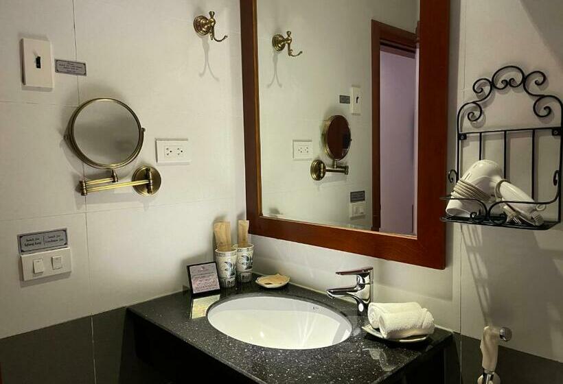 Fotos del hotel The Vancouver   Ninh Binh:  5