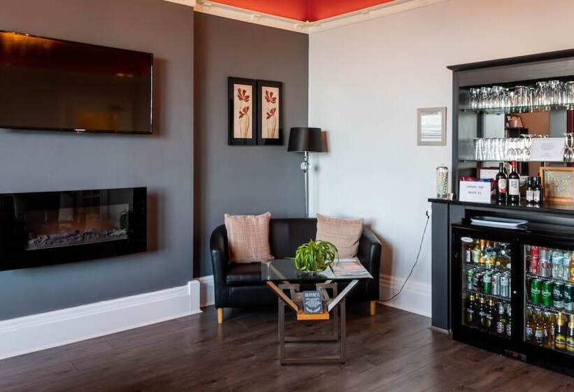 Fotos del hotel Hen Dy:  25