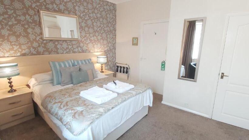 Fotos del hotel Hen Dy:  8