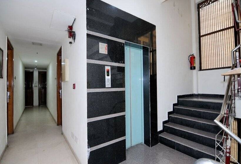 Fotos del hotel Treebo Sam Hotels:  3