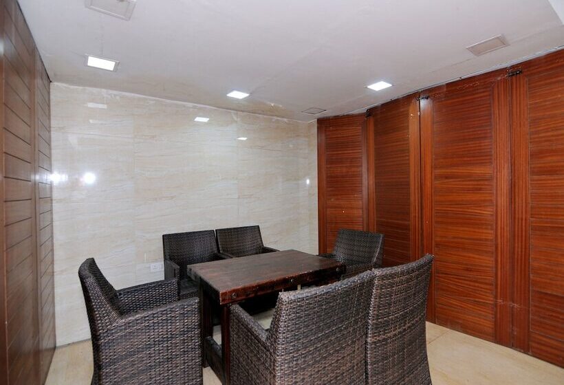 Fotos del hotel Treebo Sam Hotels:  6