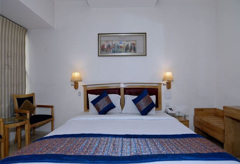 Fotos del hotel Treebo Sam Hotels:  18