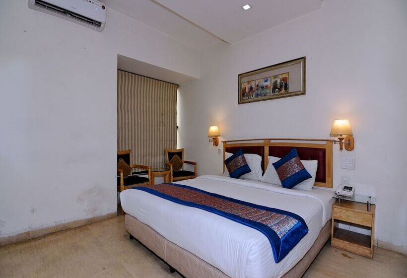 Fotos del hotel Treebo Sam Hotels:  12