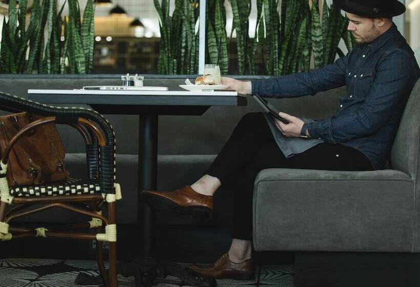 Fotos del hotel Century City  Urban Square:  9