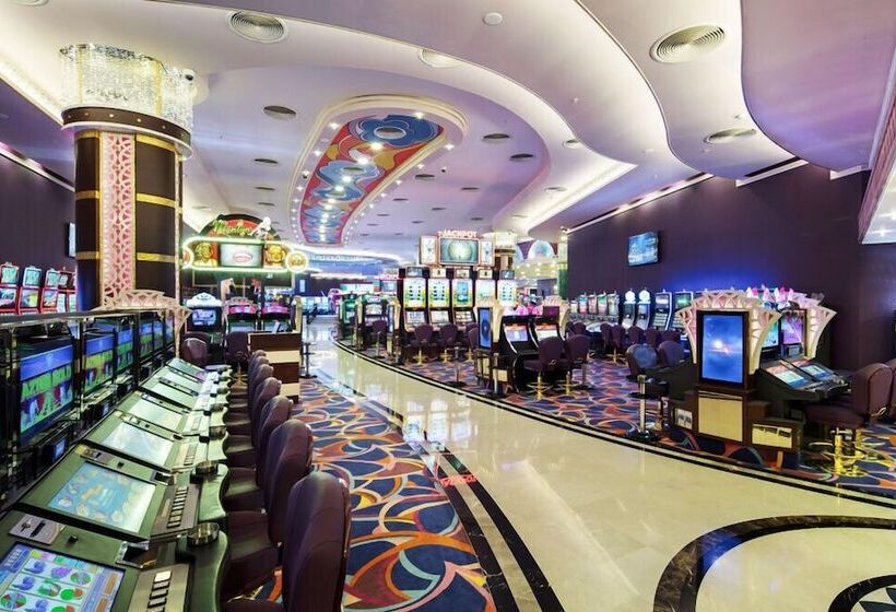 Fotos del hotel Merit Royal Premium Hotel  All Inclusive:  23