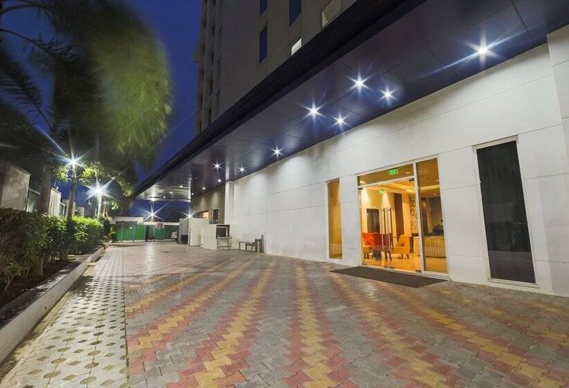 Fotos del hotel Four Points By Sheraton Chennai Omr:  14