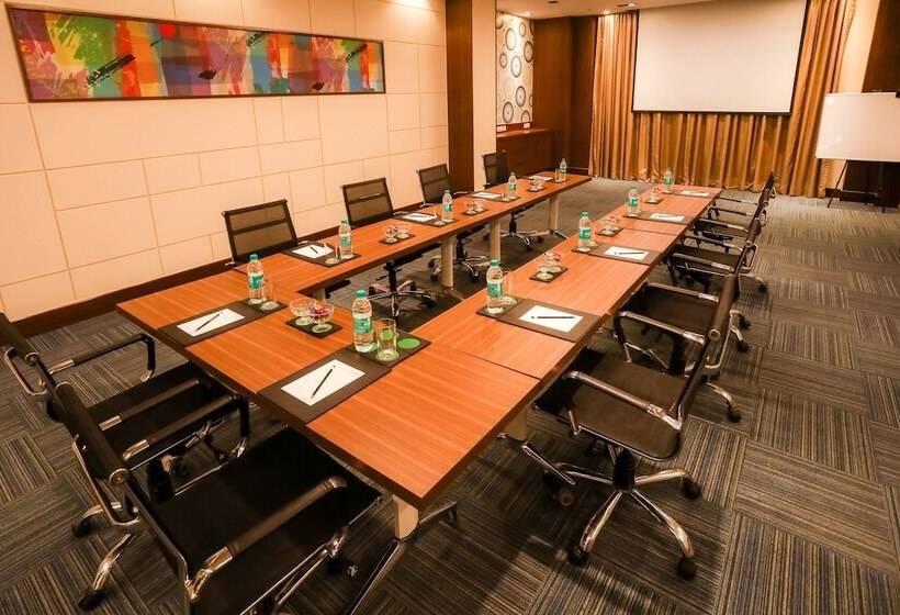 Fotos del hotel Four Points By Sheraton Chennai Omr:  16