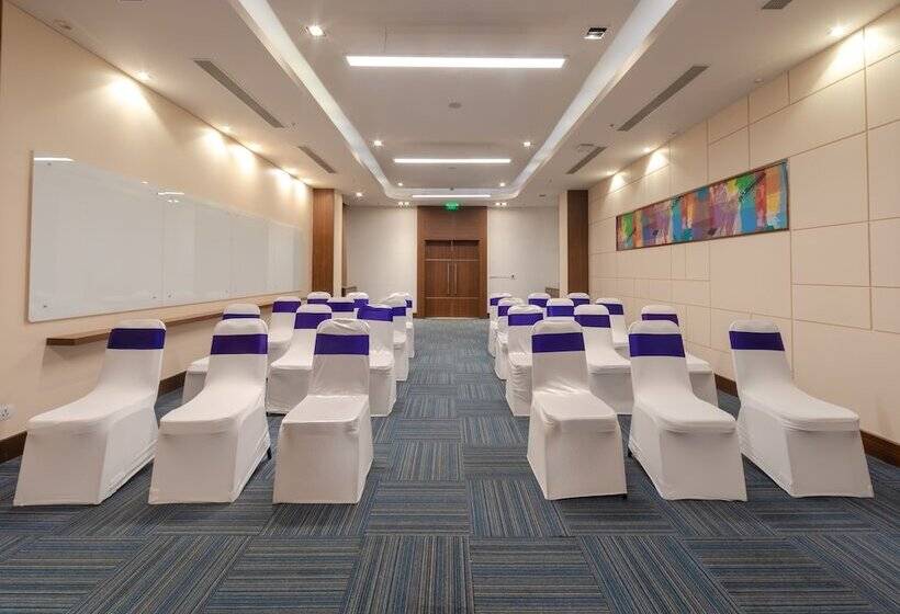 Fotos del hotel Four Points By Sheraton Chennai Omr:  25