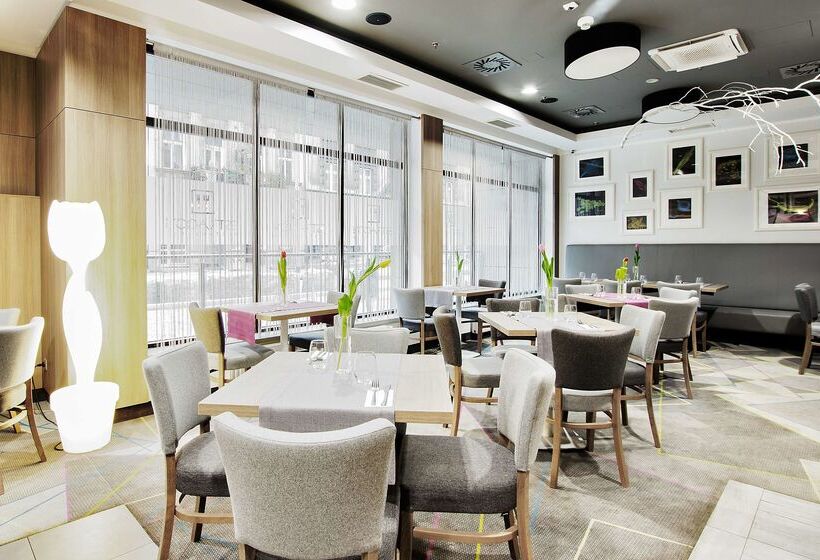 Fotos del hotel Golden Tulip Krakow Kazimierz:  64