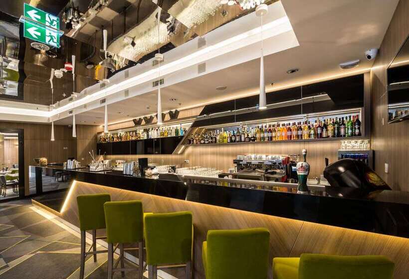 Fotos del hotel Golden Tulip Krakow Kazimierz:  24