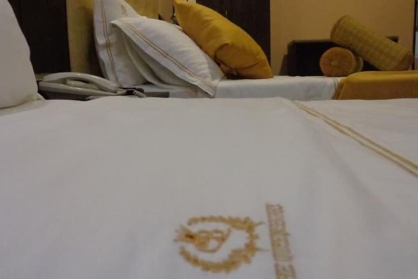 Fotos del hotel The Queensburry City:  8