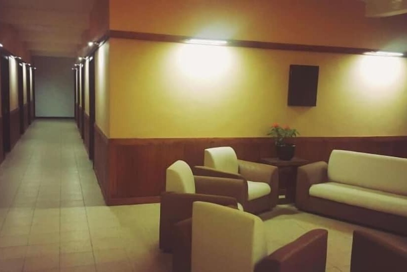 Fotos del hotel The Queensburry City:  3