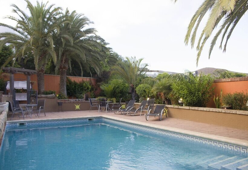 Fotos del hotel Volcano Beach:  11