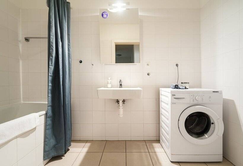 Fotos del hotel Keybox Checkin Apartments By Ambiente:  7