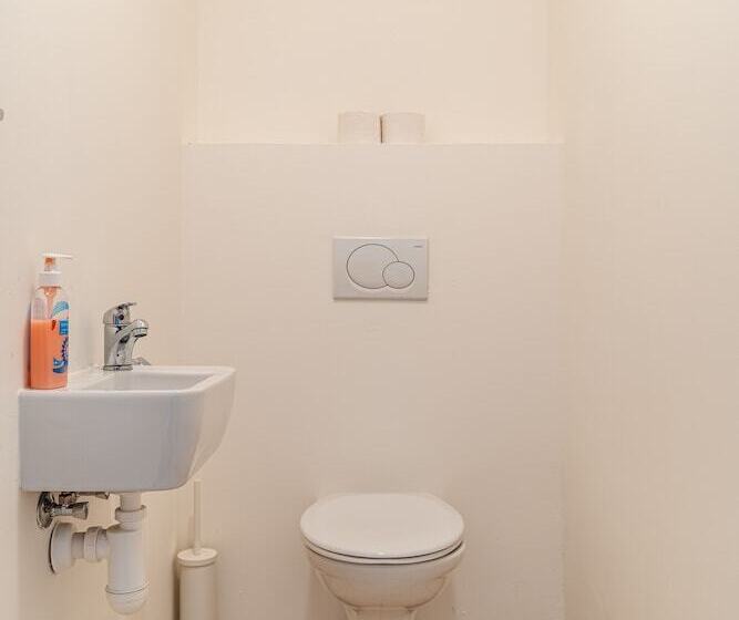 Fotos del hotel Keybox Checkin Apartments By Ambiente:  25