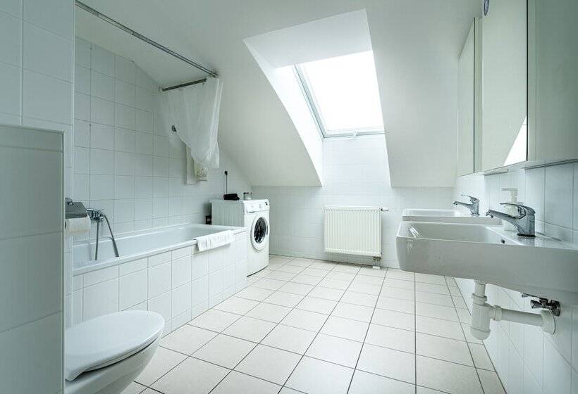 Fotos del hotel Keybox Checkin Apartments By Ambiente:  17