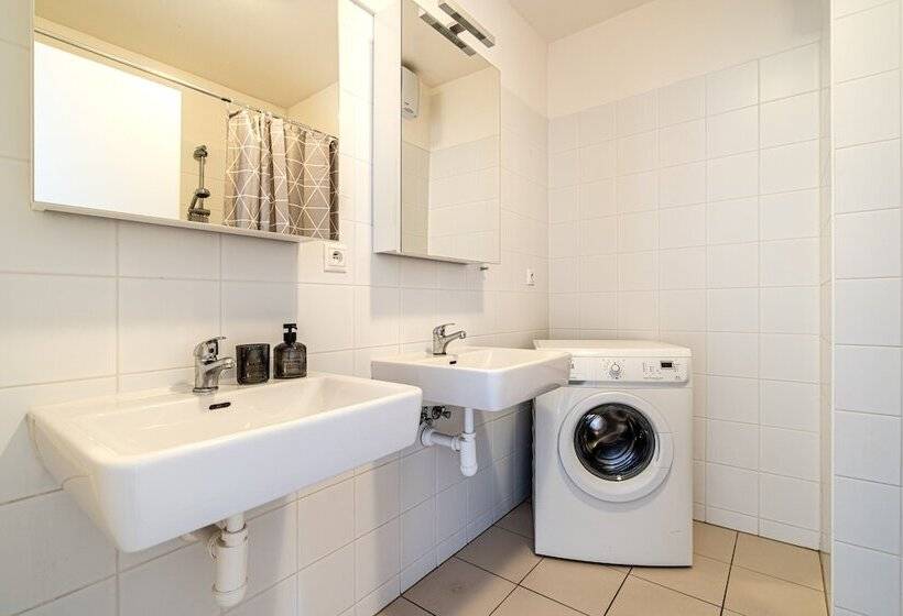 Fotos del hotel Keybox Checkin Apartments By Ambiente:  14