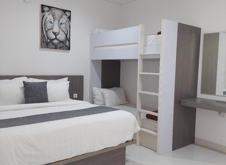 Fotos del hotel Harmony Beach Suite:  8