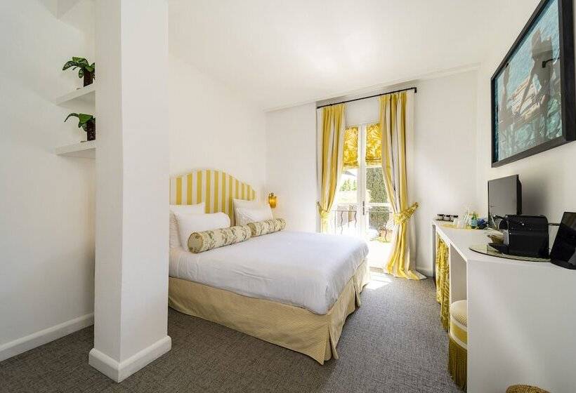 Fotos del hotel Hôtel Le Y:  21