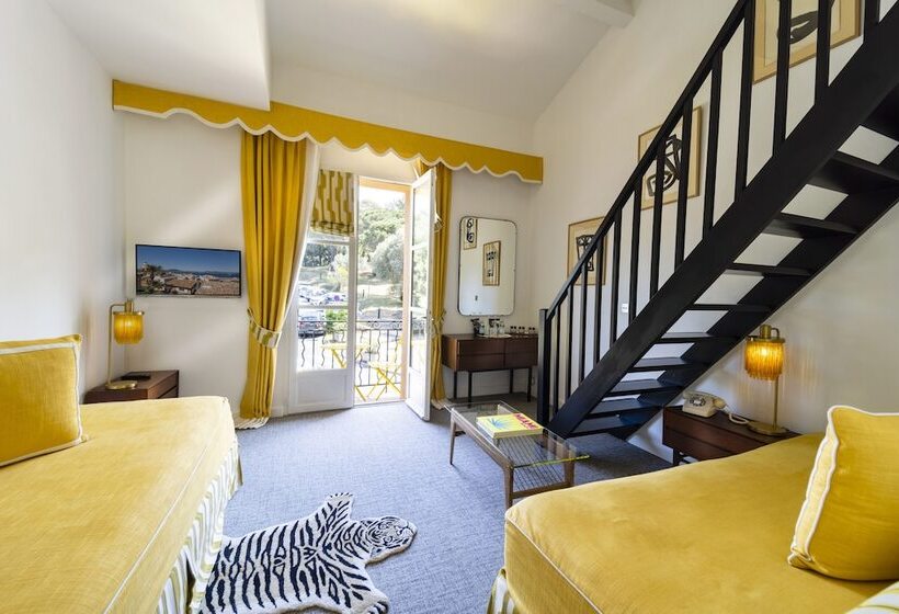 Fotos del hotel Hôtel Le Y:  5