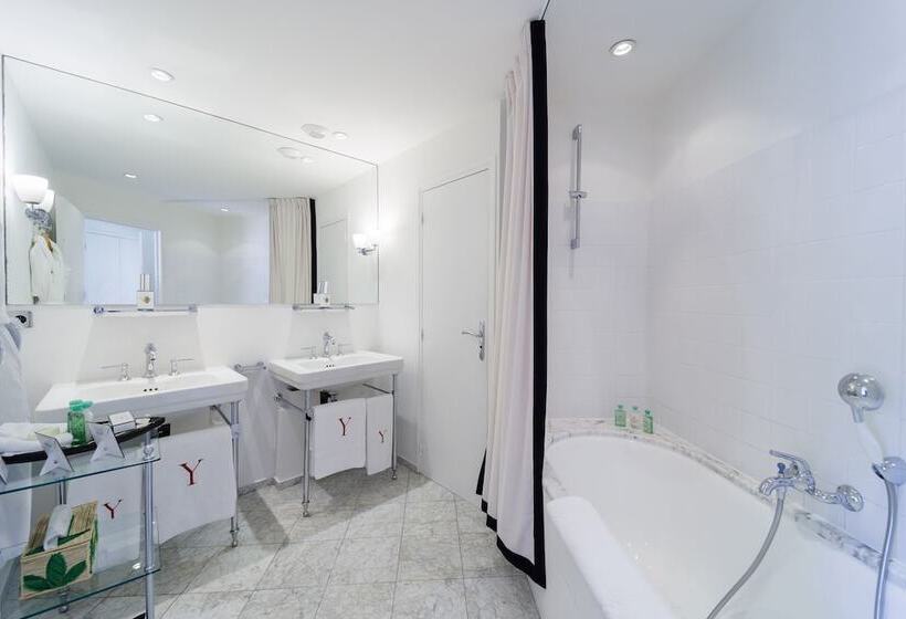 Fotos del hotel Hôtel Le Y:  12