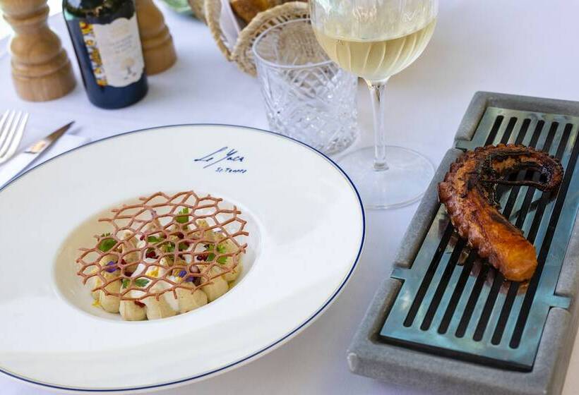 Fotos del hotel Hôtel Le Y:  9