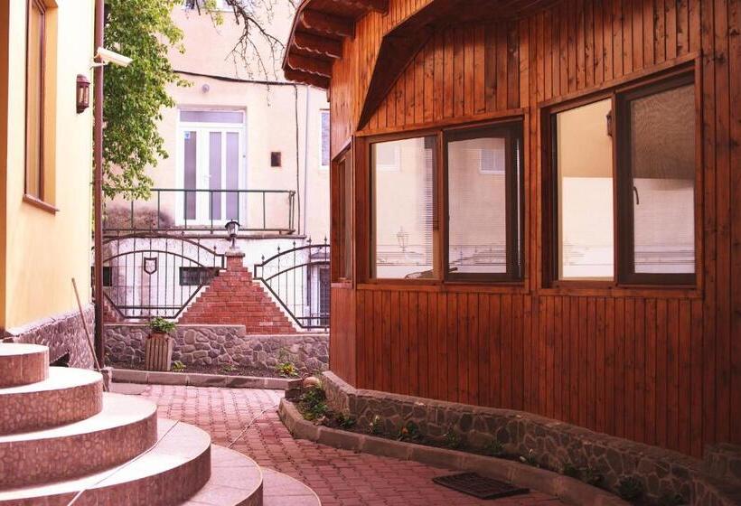 Fotos del hotel Pension Brasovu Vechi:  5