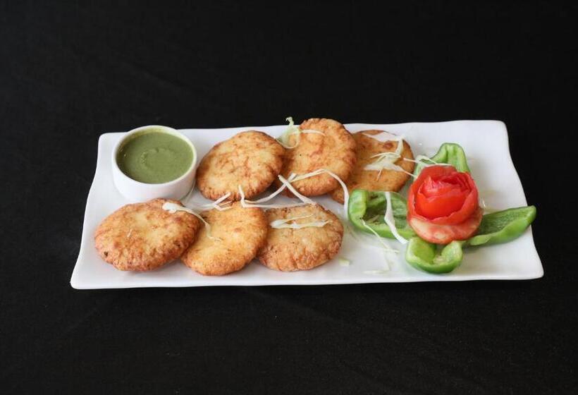 Fotos del hotel Saket 27:  3