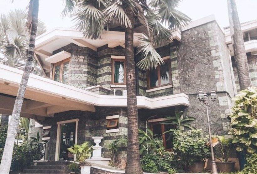 Fotos del hotel Arimbi Pejaten Suites Jakarta:  7