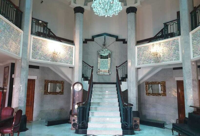 Fotos del hotel Arimbi Pejaten Suites Jakarta:  3