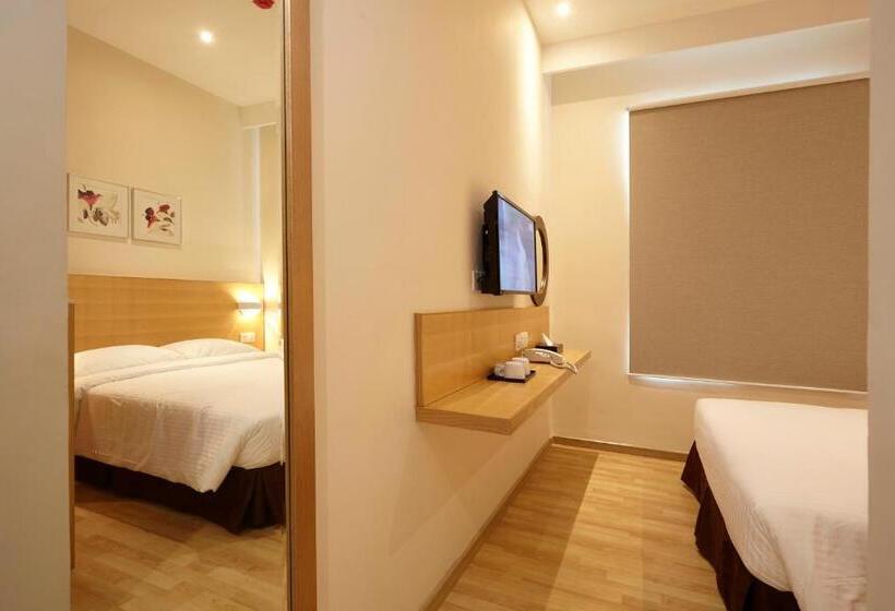 Fotos del hotel Six Seasons @ Mid Valley:  2