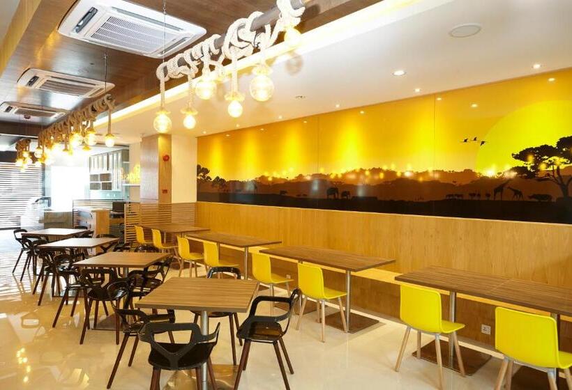 Fotos del hotel Six Seasons @ Mid Valley:  12