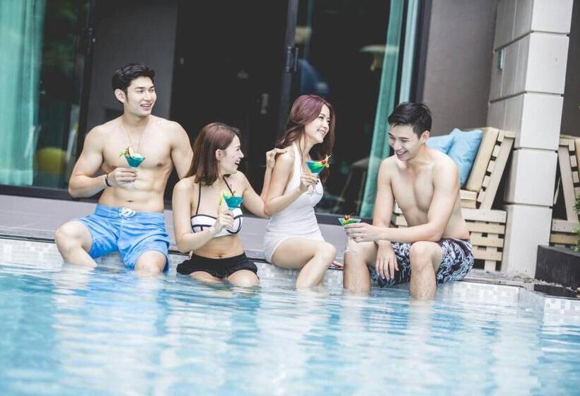 Fotos del hotel X2 Vibe Buriram:  4