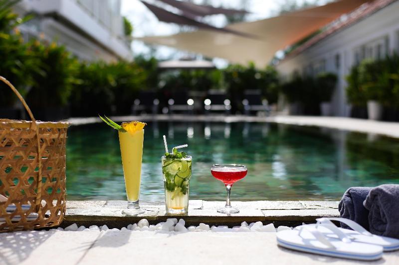 Fotos del hotel White Boutique  And Residences:  3