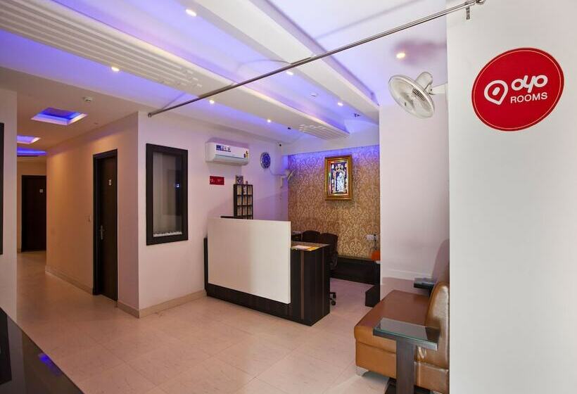 Fotos del hotel Oyo Rooms Paschim Vihar:  2