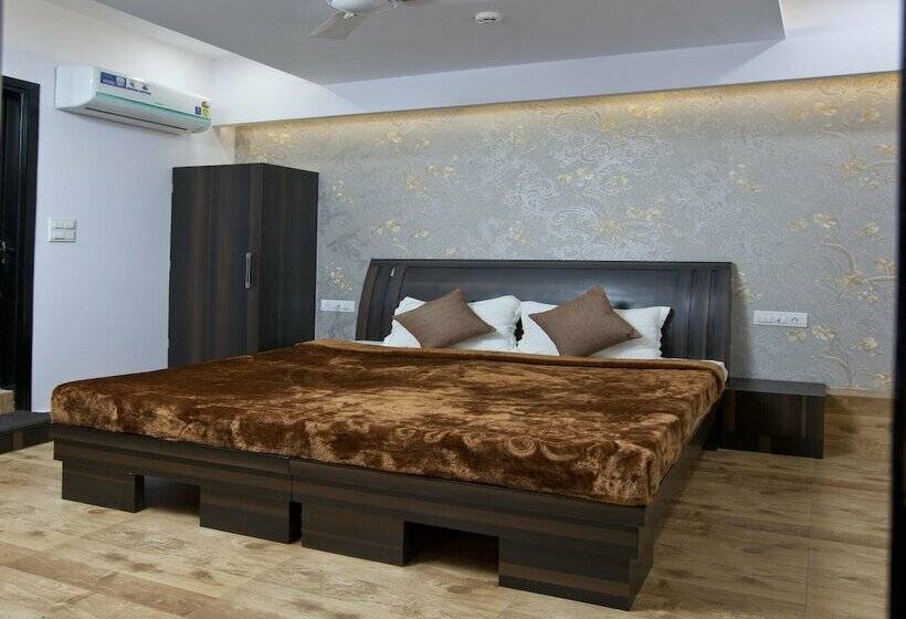 Fotos del hotel Oyo Rooms Paschim Vihar:  7