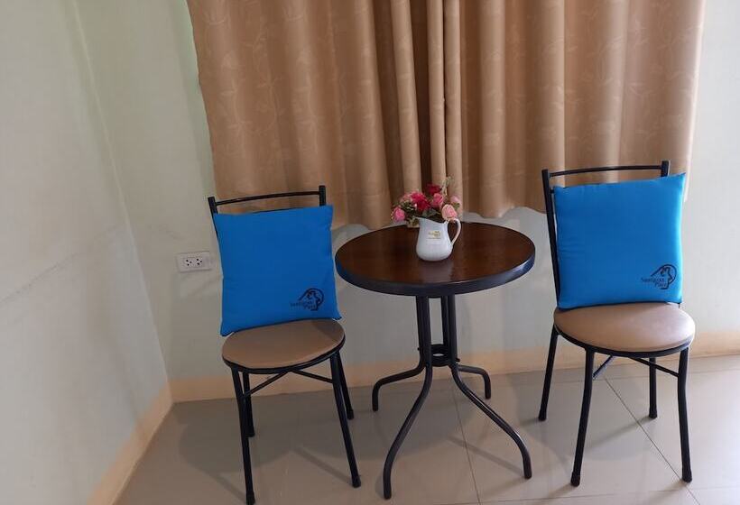 Fotos del hotel Santipran Place:  25