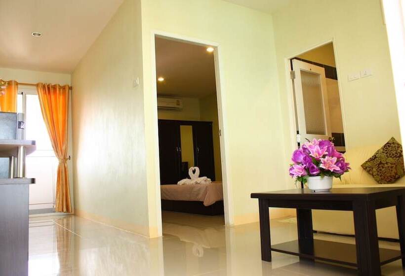 Fotos del hotel Santipran Place:  2