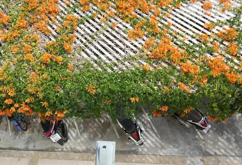 Fotos del hotel Santipran Place:  13