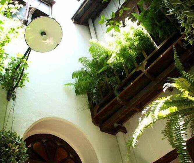 Fotos del hotel The Bhuthorn Bed & Breakfast:  10